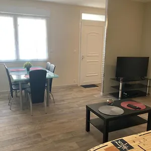 https://appartement-orange-centre-ville.fr-provencehotel.com